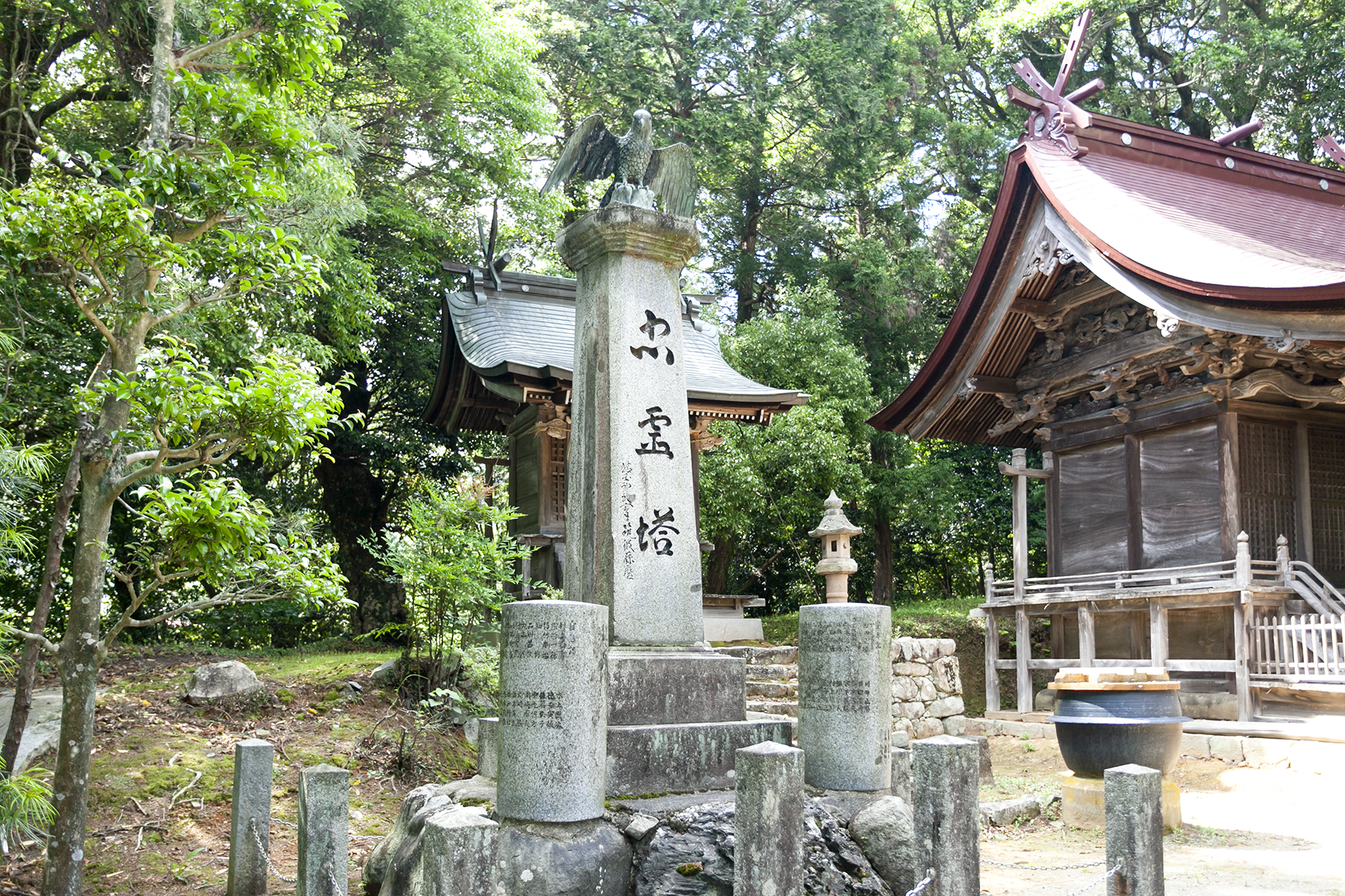 古宮⼋幡神社